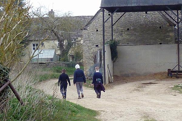 Off we go.JPG - Walk at Asthall 30.3.12